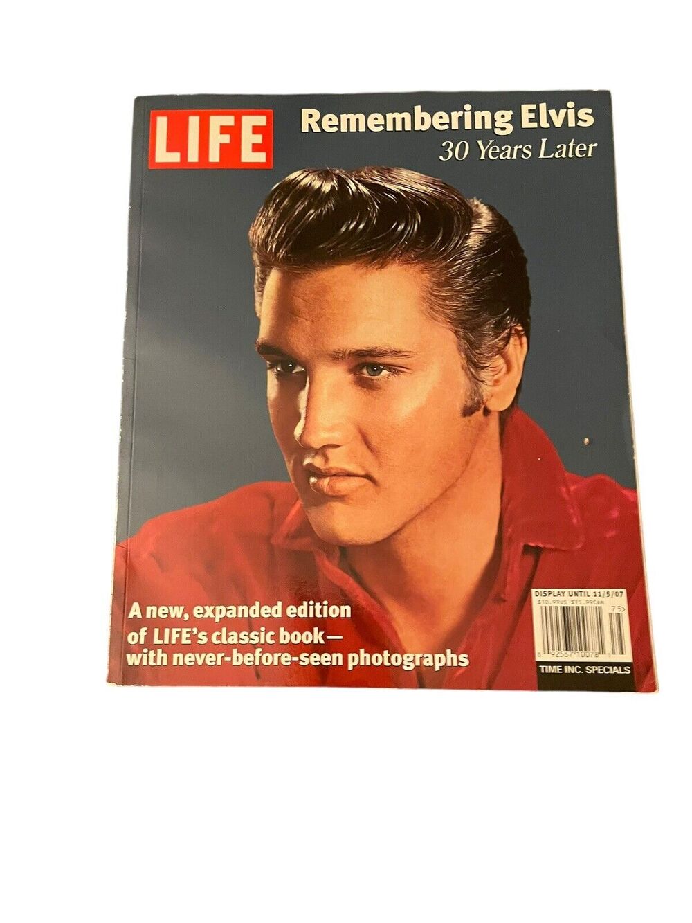 Elvis Presley Collector Life Magazine Remembering 30 Years Later 144 pages 2007